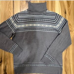Croft & Barrow Charcoal and Cream Turtleneck Sweater